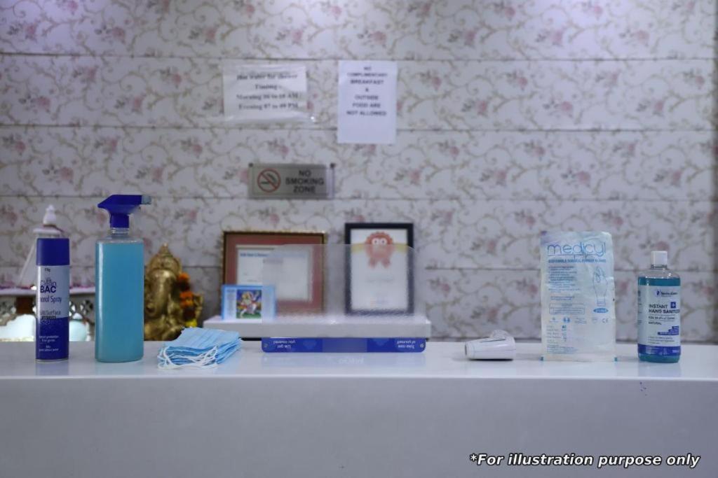 Hotel Peridot Near Igi Delhi Airport ニューデリー エクステリア 写真